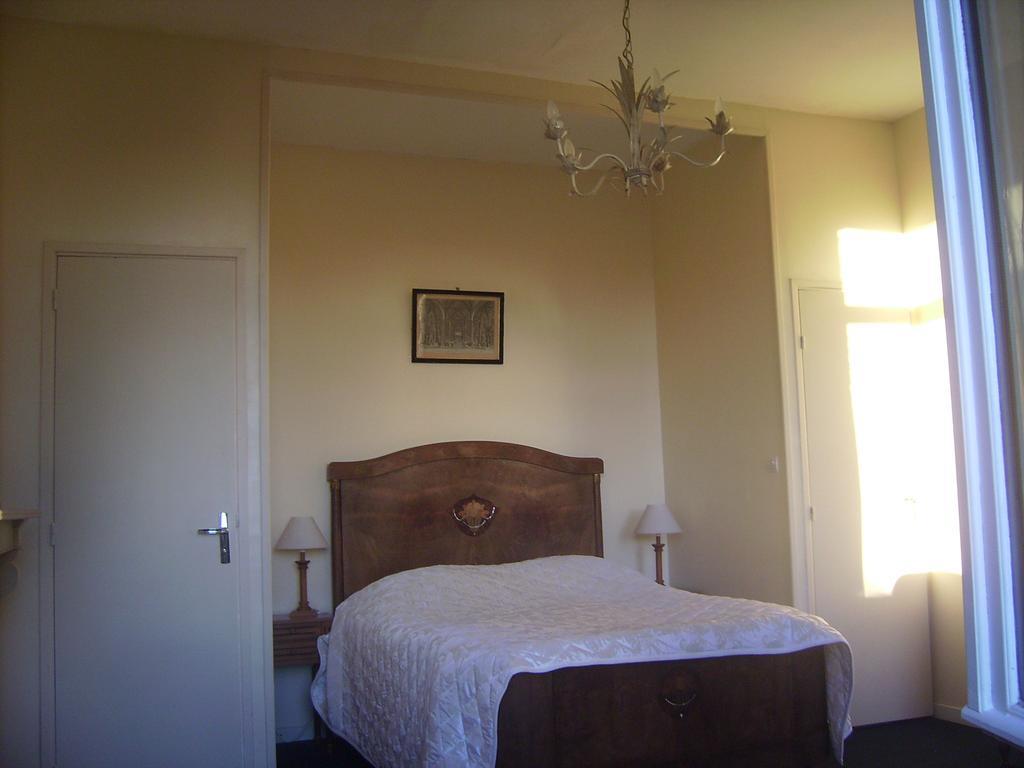 Chambres D'Hotes & Gites Du Chateau De Grand Rullecourt חדר תמונה