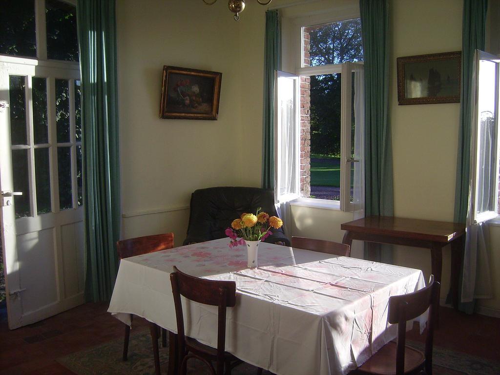Chambres D'Hotes & Gites Du Chateau De Grand Rullecourt חדר תמונה