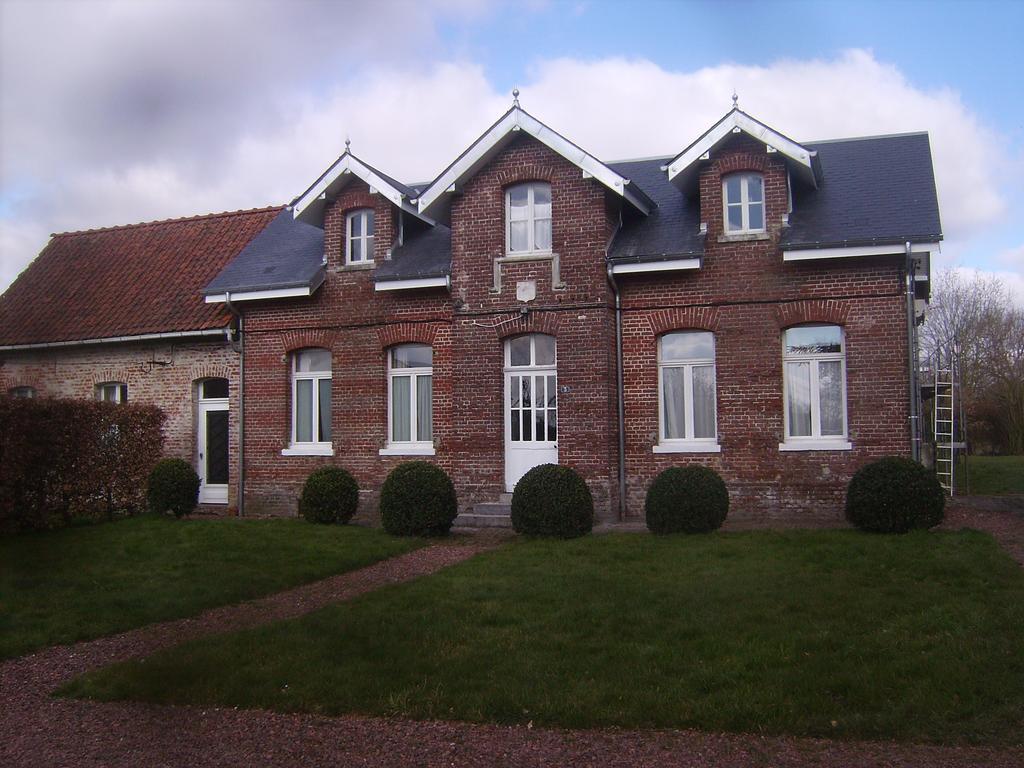 Chambres D'Hotes & Gites Du Chateau De Grand Rullecourt מראה חיצוני תמונה